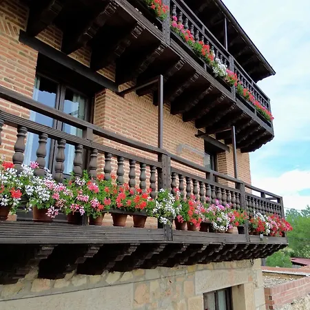El Nido Del Mirlo * Casarejos