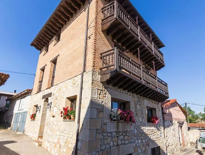 El Nido Del Mirlo 乡村民宿 *